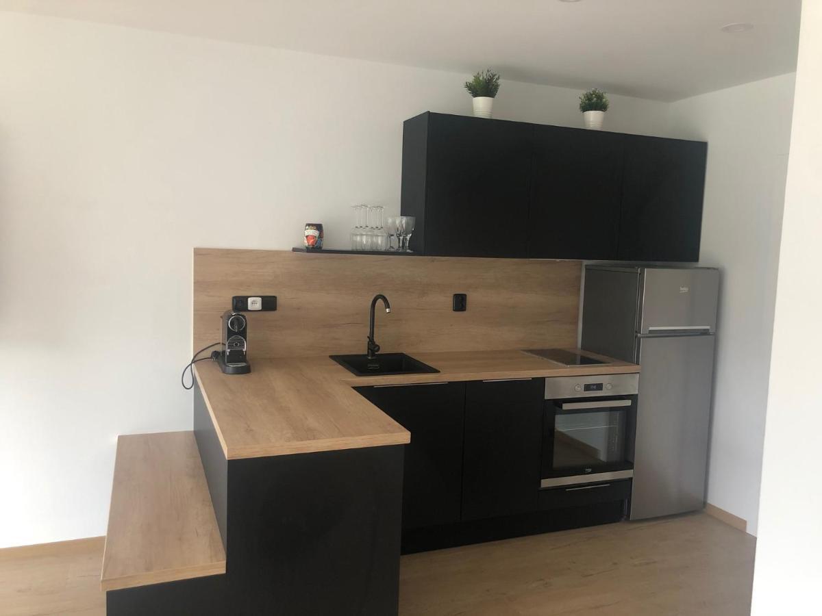 Runch Smilovice Villa Chotilsko Buitenkant foto