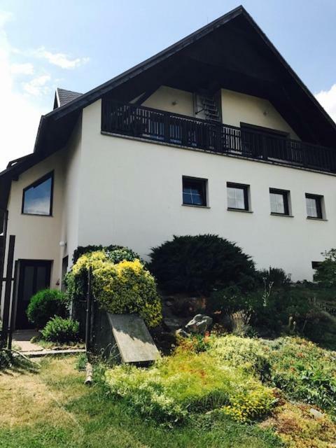 Runch Smilovice Villa Chotilsko Buitenkant foto